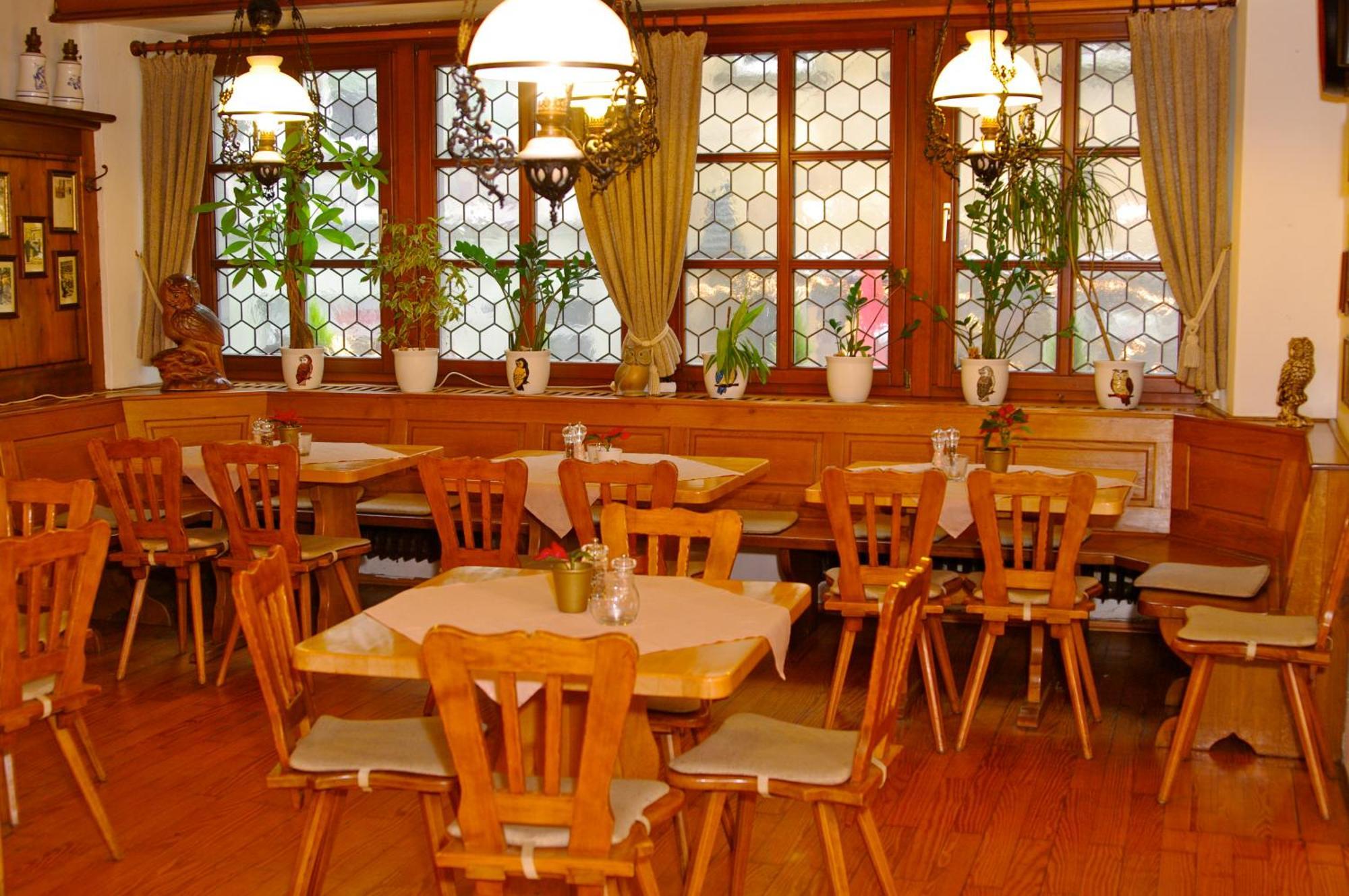 Gasthof zum Kauzen Ochsenfurt Exterior foto